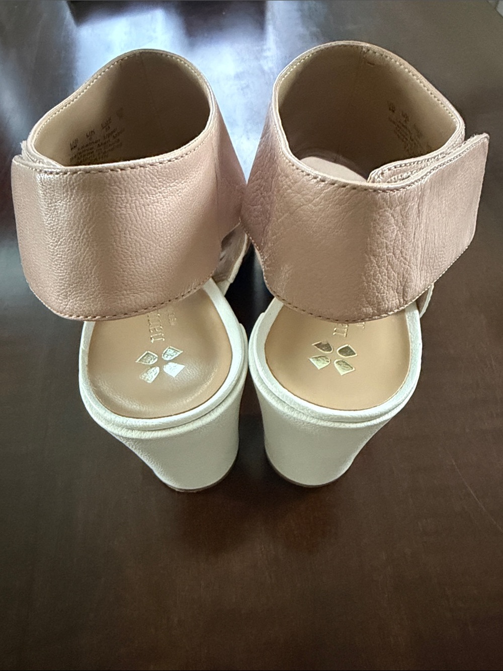 Naturalizer Blush Pink Open-Toe Block Heel Sandals - Picture 4 of 4